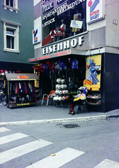 Ausztria, Lienz, Johannesplatz, jobbra a Zwergergasse., 1971, Kristek Pál, Fortepan #274880