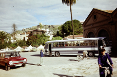 Spanyolország, Lorca, Plaza de Carruajes, balra a háttérben a vár (Castillo de Lorca)., 1974, Kristek Pál, Fortepan #274954