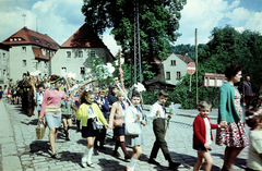 Germany, Königstein, (Szász-Svájc), Bielatalstraße, szemben a Biela folyó feletti hídon túl a Primater Strasse., 1969, Kristek Pál, colorful, wind band, Fortepan #274963