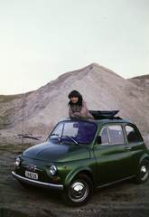 1976, Kristek Pál, lányok-járművek, Fiat 500, rendszám, napfénytető, Fortepan #274982