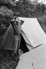 1977, Hajdú György, tent, posture, Fortepan #275151