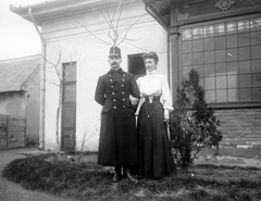 1915, Fortepan, uniform, garden, man and woman, porch, hold upper arms, Fortepan #2755