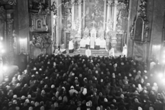 1958, Hámori Gyula, devotee, church interior, Fortepan #276218