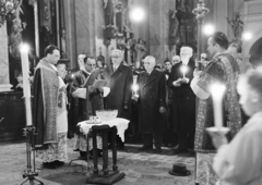 1958, Hámori Gyula, priest, hat on the ground, devotee, candlelight, ritual, Fortepan #276221