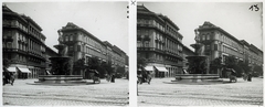 Magyarország, Budapest VIII., Kálvin tér, Danubius-kút. Balra Baross utcánál az Első Pesti Hazai Takarékpénztár épülete, jobbra az Üllői út torkolata., 1904, Schoch Frigyes, szökőkút, villamos, gyógyszertár, sztereófotó, Budapest, Fortepan #27635