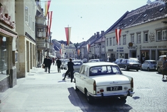 Ausztria, Kismarton, a Fö utca (Hauptstraße) az Albach József köz (Josef-Stanislaus-Albach-Gasse) és a Liszt Ferenc köz (Franz-Liszt-Gasse) közötti szakasza., 1970, Monoki Miklós, Fortepan #276916