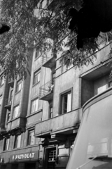 Magyarország, Budapest XIII., balra a Bulcsú utca 23/a számú ház Kassák Lajos utcai (Fóti úti) oldala, jobbra a Kassák Lajos utca (Fóti út) 10., 1970, Obetkó Miklós, Budapest, Fortepan #277062