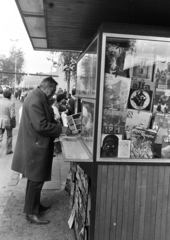 1979, Obetkó Miklós, newsstand, shopping, Fortepan #277205