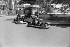 Hungary, Budapest XIV., Gokart., 1977, Obetkó Miklós, fence, Haidekker-brand, amusement park, Budapest, Fortepan #277339