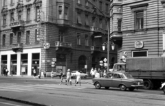 Magyarország, Budapest XIII., Szent István körút, szemben a Hegedűs Gyula utca., 1973, Obetkó Miklós, Opel Rekord C, Budapest, Fortepan #277464