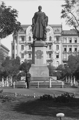 Magyarország, Budapest V., József nádor (József) tér, József nádor szobra (Johann Halbig, 1869.)., 1903, Deutsche Fotothek / Brück und Sohn, szobor, József nádor-ábrázolás, pipa, honvéd, Budapest, Fortepan #277654