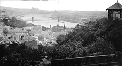 Hungary, Budapest I., kilátás a Tabán és a Széchenyi Lánchíd felé., 1904, Deutsche Fotothek / Brück und Sohn, picture, roof, William Tierney Clark-design, suspension bridge, Budapest, Fortepan #277721