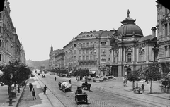 Magyarország, Budapest V.,Budapest XIII., Szent István (Lipót) körút a Margít híd felé nézve, jobbra a Vígszínház., 1906, Deutsche Fotothek / Brück und Sohn, Budapest, villamos, Fortepan #277792