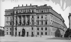 Hungary, Budapest I., Szent György tér, Honvédelmi Minisztérium., 1907, Deutsche Fotothek / Brück und Sohn, public building, building statue, Budapest, Fortepan #277805