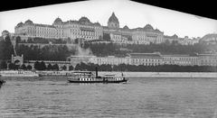 Hungary, Budapest I., a Királyi Palota (később Budavári Palota) és a Várkert rakpart házsora a pesti oldal felől nézve., 1908, Deutsche Fotothek / Brück und Sohn, ship, shore, palace, Budapest, Fortepan #277819