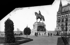 Hungary, Budapest V., Kossuth Lajos (Országház) tér, gróf Andrássy Gyula szobra (Zala György, 1906.) a Parlamenttől délre., 1908, Deutsche Fotothek / Brück und Sohn, horse sculpture, Budapest, Fortepan #277826