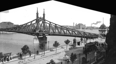 Hungary, Budapest XI., Szent Gellért rakpart, szemben a Szabadság (Ferenc József) híd, a Duna túlpartján az Elevátorház látható., 1908, Deutsche Fotothek / Brück und Sohn, Budapest, Fortepan #277838