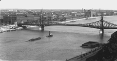 Hungary, Budapest. Blick vom Gellert auf die Franz-Josephs-Brücke (1894-1896; János Feketeházy) und Schleppzug auf der Donau, 1908, Deutsche Fotothek / Brück und Sohn, Best of, bridge, picture, ship, János Feketeházy-design, river, Fortepan #277844