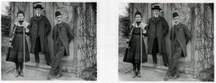 Hungary, Budapest I., nyaraló a Bérc utca környékén., 1907, Schoch Frigyes, holiday house, stereophoto, Budapest, hat, weapon, hands in pockets, gun, Fortepan #27794