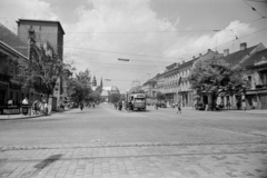 Szlovákia, Kassa, Fő utca (ulica Hlavná), távolban a Szent Erzsébet-főszékesegyház (Dóm) látható., 1962, Artfókusz, Fábián József, Fortepan #278202