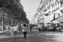 France, Paris, Avenue des Champs-Élysées, jobbra a 36. szám alatti Rodin textiláruház., 1968, Artfókusz, Fortepan #278676