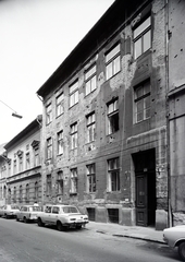 Magyarország, Budapest VIII., a Vajdahunyad utca 32. és 30. számú ház a Nap utca felé nézve., 1980, Artfókusz, Fábián József, Budapest, épület, automobil, Fortepan #278897