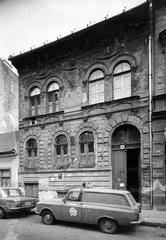 Magyarország, Budapest VIII., Vajdahunyad utca, szemben a 28-as számú ház., 1980, Artfókusz, Fábián József, Moszkvics 433/434, Polski Fiat 125p, műhelykocsi, Budapest, Fortepan #278937