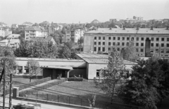 Magyarország, Budapest XI., Villányi út 67., Országos Mozgásterápiás Intézet (később Pető Intézet, majd SOTE Pető András kar), mögötte a Köbölkúti utcai Általános Iskola (később Újbudai Ádám Jenő Általános Iskola)., 1962, Artfókusz, Fábián József, Budapest, Fortepan #279921