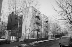 Magyarország, Budapest XI., Zsombolyai utca, balra az 1/b, távolabb az 1/a számú ház a Diószegi utca sarkán áll., 1962, Artfókusz, Fábián József, FSO Warszawa, Budapest, Fortepan #279974