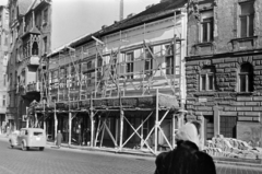 Hungary, Budapest I., Mészáros utca, a felújítás alatt álló 6. számú épület., 1960, Artfókusz, scaffolding, Budapest, Fortepan #280090