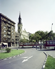 Hungary, Budapest V., szemben a Petőfi téren a felújított Nagyboldogasszony ortodox székesegyház. A felvétel a Hotel Duna Intercontinental parkolója felől készült., 1979, Artfókusz, Budapest, Fortepan #280218