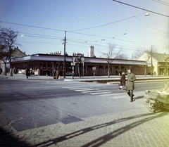 Magyarország, Budapest XXI., II. Rákóczi Ferenc út, a csepeli HÉV megállója a Karácsony Sándor utcánál., 1974, Artfókusz, Fábián József, Budapest, Fortepan #280261