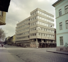 Hungary, Budapest VIII., Alföldi utca és Kun utca kereszteződése, szemben a Fővárosi Köztisztasági Hivatal székháza., 1977, Artfókusz, Budapest, Fortepan #280274