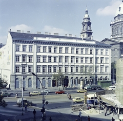 Magyarország, Budapest V., a Bajcsy-Zsilinszky út 16. számú ház az Andrássy út (Népköztársaság útja) kereszteződésénél, jobbra a Szent István-bazilika., 1980, Artfókusz, Fábián József, Budapest, Fortepan #280295