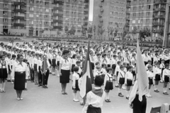 Magyarország, Budapest XI., Baranyai utca 16-18., a felvétel az Általános Iskola (később Lágymányosi Bárdos Lajos Két Tanítási Nyelvű Általános Iskola) udvarán készült., 1963, Artfókusz, Fábián József, Budapest, Fortepan #280463