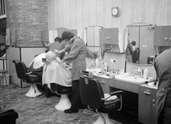 1979, Artfókusz, shaving, shop interior, hairdresser, Fortepan #280603