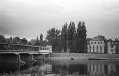 Szlovákia, Pöstyén, fedett sétahíd a Vág folyón., 1960, Umann Kornél, Csehszlovákia, folyó, gyaloghíd, fedett híd, Funkcionalizmus, Emil Belluš-terv, Fortepan #28142