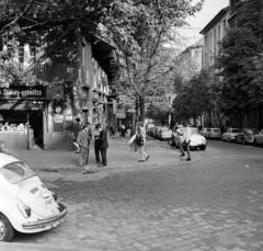 Magyarország, Budapest XI., Bartók Béla út, szemben a Bertalan Lajos utca. A kép forrását kérjük így adja meg: Fortepan / Budapest Főváros Levéltára. Levéltári jelzet: HU.BFL.XV.19.c.10, 1972, Budapest Főváros Levéltára / BRFK helyszínelési fényképei, BRFK Hivatala Bűnügyi Technikai Osztály, Budapest, Fortepan #282002