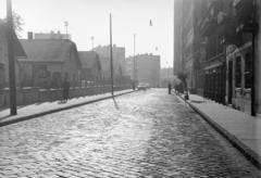 Magyarország, Budapest IX., Mihálkovics utca, balra a Mihálkovics-telep, szemben a Tűzoltó utca - Haller utca (Hámán Kató út)) közötti házak láthatók. A kép forrását kérjük így adja meg: Fortepan / Budapest Főváros Levéltára. Levéltári jelzet: HU.BFL.XV.19.c.10, 1971, Budapest Főváros Levéltára / BRFK helyszínelési fényképei, BRFK Hivatala Bűnügyi Technikai Osztály, Budapest, Fortepan #283986