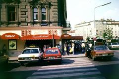 Ausztria, Bécs, Rotenhofgasse, jobbra a Reuman Platz., 1976, Domokos József, gyalogátkelő, színes, Fortepan #284487