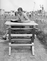 1920, Fortepan, portrait, garden, reading, summer, newspaper, man, garden furniture, Fortepan #28452