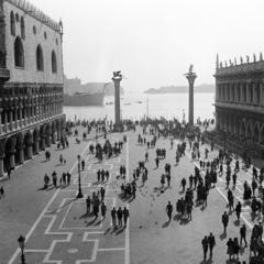 Italy, Venice, Szent Márk tér, balra a Dózse-palota., 1948, Gara Andor, Fortepan #285175