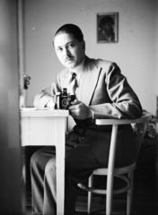 1934, Gara Andor, Best of, camera, man, moustache, table, chair, self-portrait, Fortepan #285234