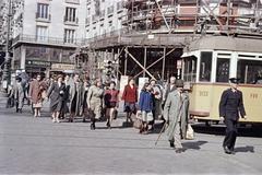 Magyarország, Budapest VII., Astoria kereszteződés, Károly (Tanács) körút - Rákóczi út sarok, háttérben az MTA lakóház., 1957, Gara Andor, Best of, Budapest, Fortepan #285507