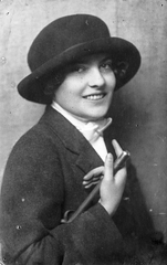 1920, Hirschler András, portrait, hat, woman, whip, lady, coat, cross-dressing, Fortepan #28562