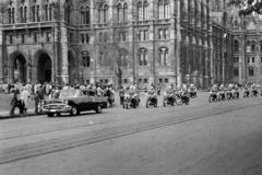 Magyarország, Budapest V., Kossuth Lajos tér, Parlament., 1959, Garaczi László, Chevrolet Bel Air, Budapest, Fortepan #285916