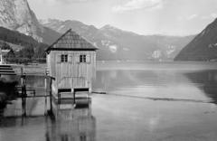 Ausztria, Grundlsee, Grundlsee, balra a Backenstein a mintegy 600 méter magas sziklafalával., 1929, Kieselbach Tamás, Fortepan #286191