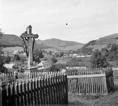 1933, Kieselbach Tamás, cross, hillside, Fortepan #286282