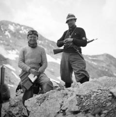 1933, Kieselbach Tamás, Best of, breech, gun, glasses, mountain, men, Fortepan #286319