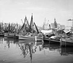 Franciaország, Marseille, régi kikötő (Vieux-Port de Marseille)., 1934, Kieselbach Tamás, Fortepan #286429